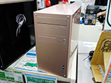 iPhone風カラーのPCケースがアビーから登場、ローズピンクとシャンパン 