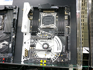 機能豊富で安価なX99マザー「X99 Taichi」がASRockから登場 - AKIBA PC
