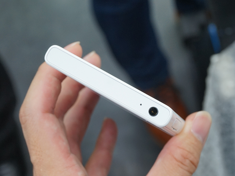 Xperia XZ Dualとの比較