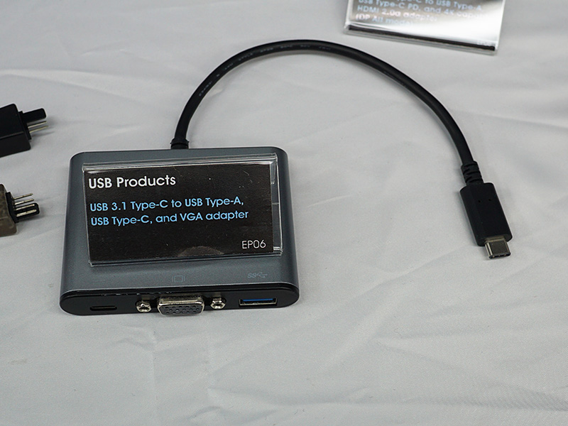 USB Type-C接続のVGA出力アダプタ「EP06」