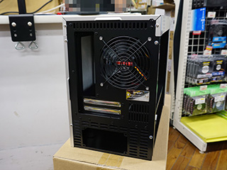 国産アルミ採用のアビー製PCケース「smart EZ500」、前面フラット仕様