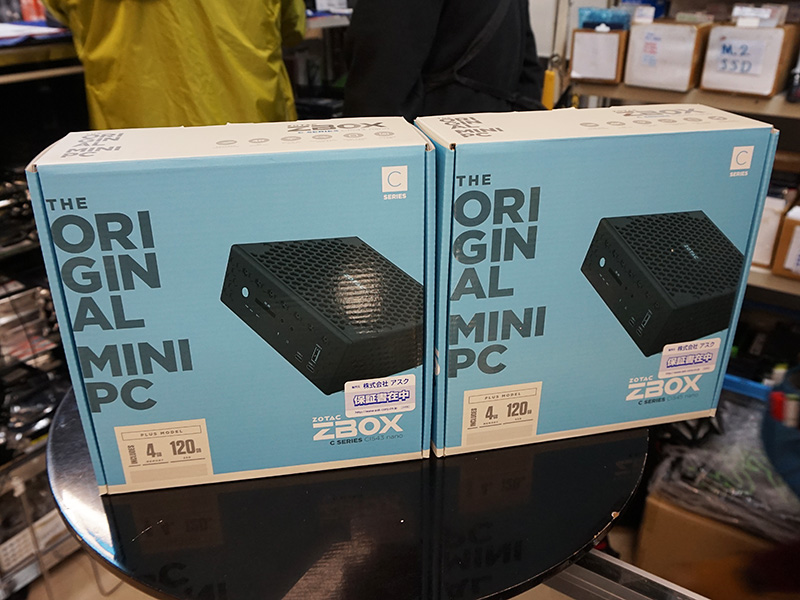 ZBOX CI545 Nano Plusの背面インターフェイス
