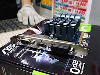 ASUSのファンレスGeForce GT 710カードに新モデル、LowProfile対応