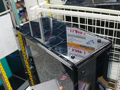 重量は約11kg、4面ガラス張りのPCケース「570X RGB」がCorsairから登場