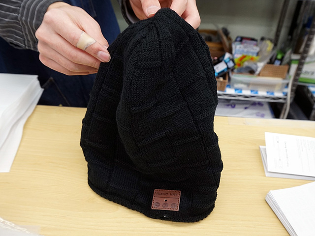 バートン内蔵スピーカー付きニット帽 黒☆ 【公式通販】