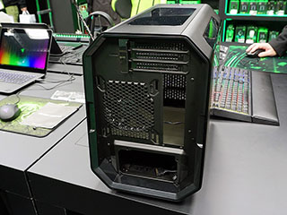 Razer antec cube mini itx pcケース Razer×Antecコラボのキューブケース「CUBE RAZER」が販売開始