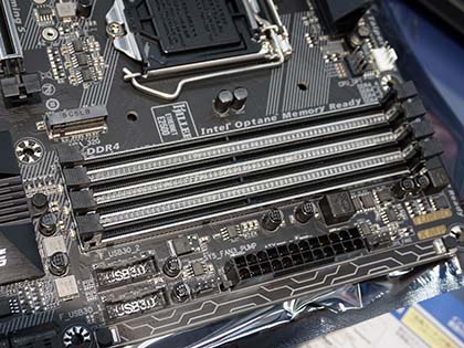 GIGABYTEのゲーミングmicroATXマザー「GA-Z270MX-Gaming 5」が発売