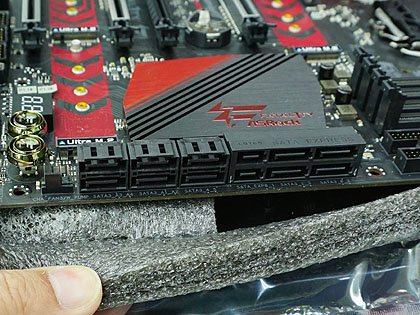 5GBASE-T LAN搭載で実売4万円以下、「Fatal1ty Z270