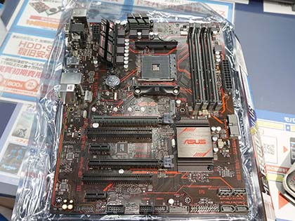 ASUSのRyzenマザーは「ROG CROSSHAIR VI HERO」など4製品、PCI搭載