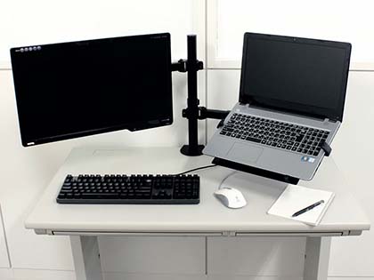 ノートpcと液晶ディスプレイを並べて設置できるデュアルアーム 実売5 999円 Akiba Pc Hotline
