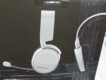 SteelSeriesのゲーミングヘッドセット「Arctis 5」「Arctis 3」の