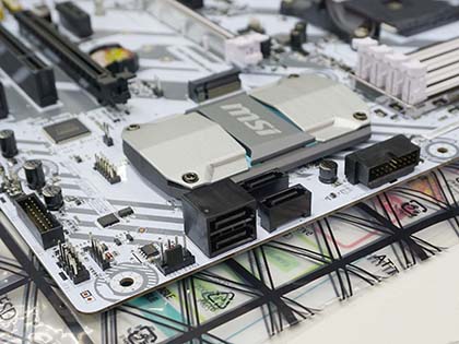 MSIのRyzenマザーがさらに4製品追加、人気マザー「B350 TOMAHAWK