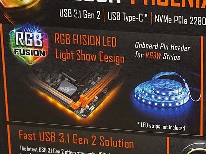 基板裏面が発光するMini-ITXマザーの最新版「GA-B250N-Phoenix WIFI