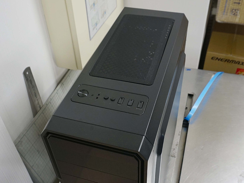 写真はブラック