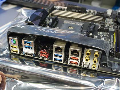 GIGABYTEのRyzen向けハイエンドマザー「GA-AX370-Gaming K7」が発売