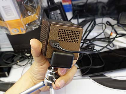 手の平サイズの小型プロジェクター「Smart Beam Laser」が店頭販売中
