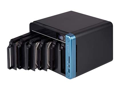 機能追加できるQNAP製NASキットの6ベイモデル「TS-653B」が発売