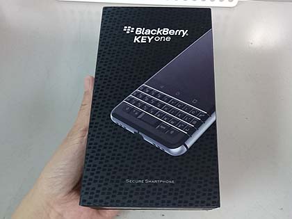 BlackBerry QWERTYキーボード 本体 Works with iPhone! The Perfect Keyboard for BlackBerry