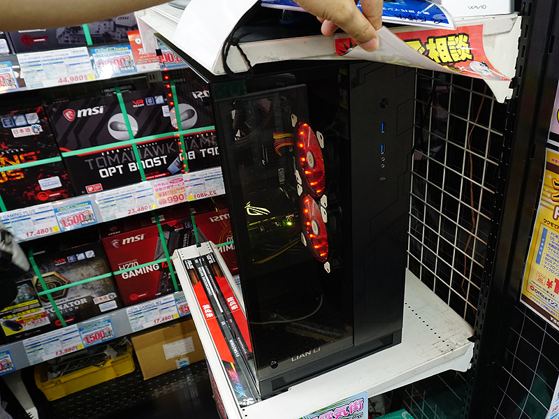 デモ機は“魅せるPC”
