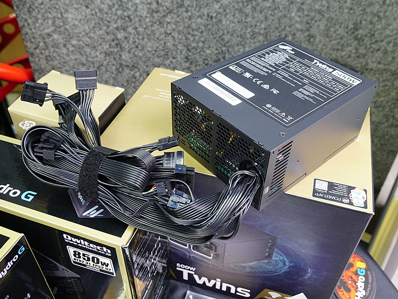 Twins、内部の交換用モジュールも単品販売予定