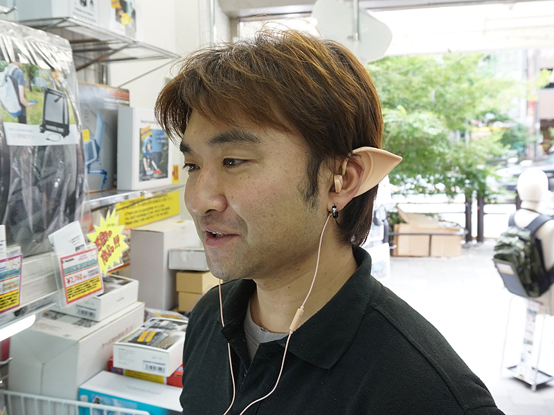 サンコーのスタッフが着用