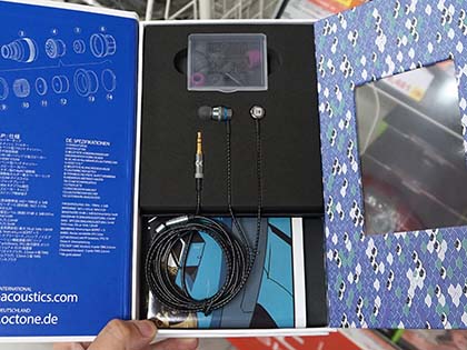 合計10基のドライバを内蔵したリアル7.1chヘッドセット「ROG Centurion