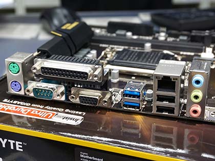 PCIe×6基搭載のマイニング向けマザー「GA-H110-D3A」が発売、GIGABYTE 