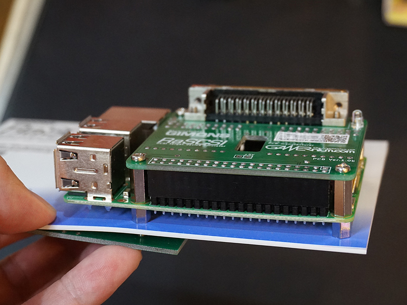 Raspberry PiのGPIOに接続