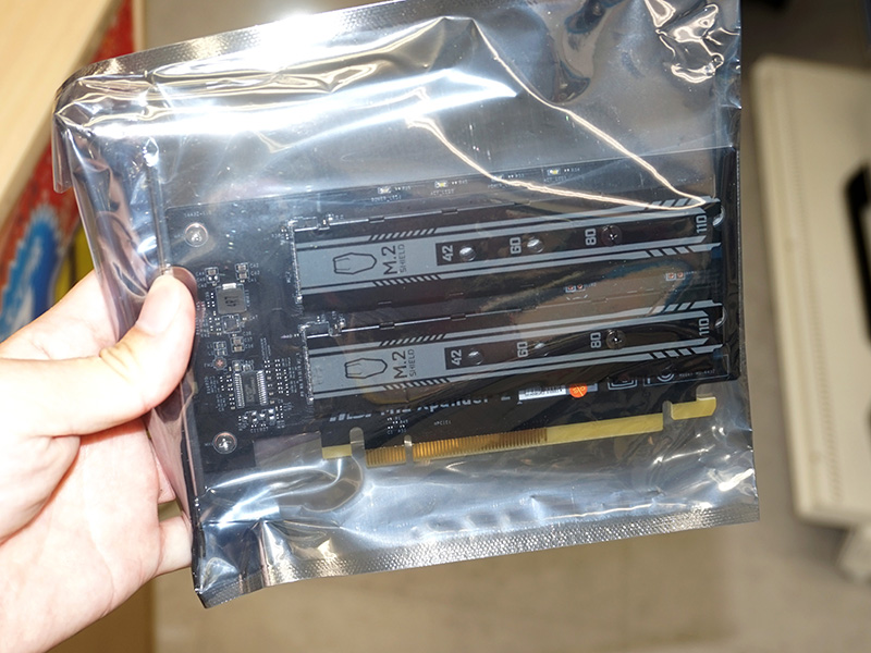 M.2-PCIe変換カード「M.2 Xpander-Z」