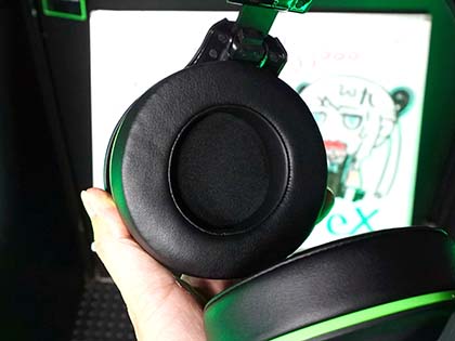 7.1ch対応のRazer製ヘッドセット「ManO'War 7.1」に限定カラーモデル