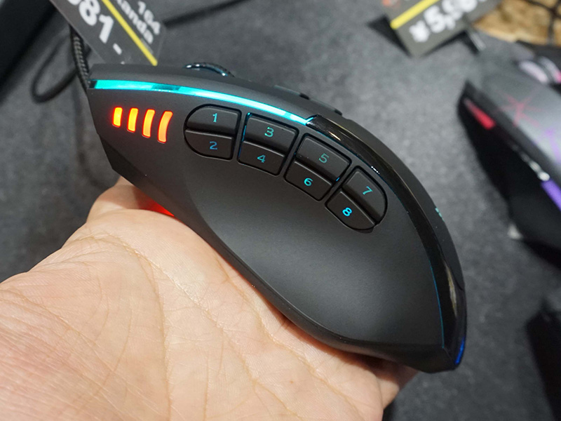 LEDを発光させたところ