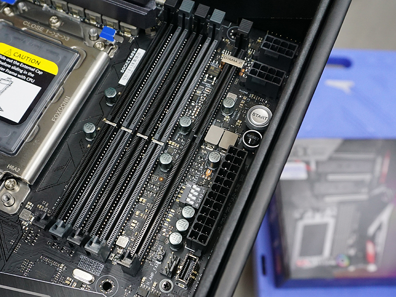 独自スロット「DIMM.2」