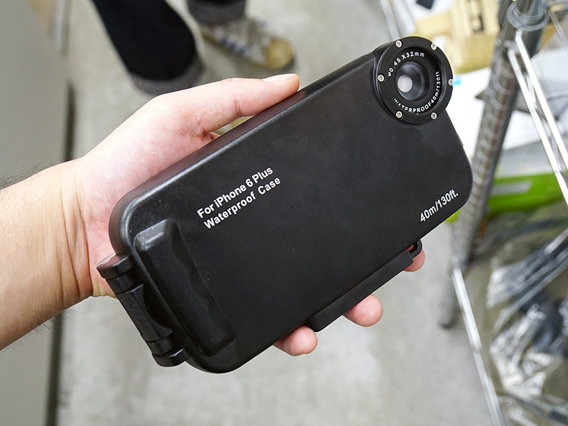 写真はiPhone 6 plusシリーズ用