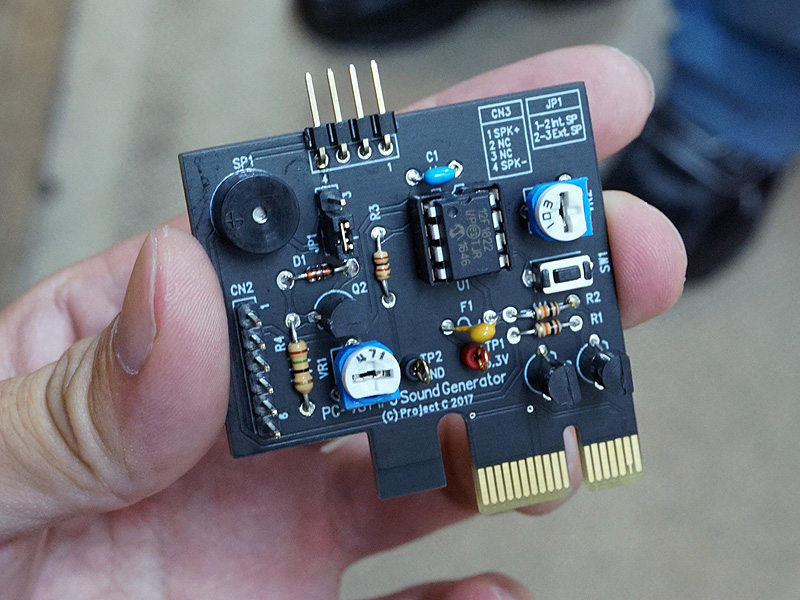 組み立てたサンプル機