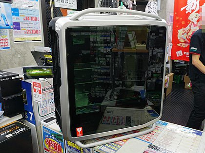 Cooler Masterの巨大PCケース「COSMOS II 25th Anniversary Edition