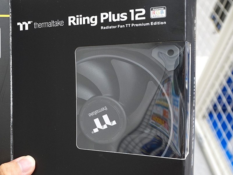 Riing Plus 12 RGB