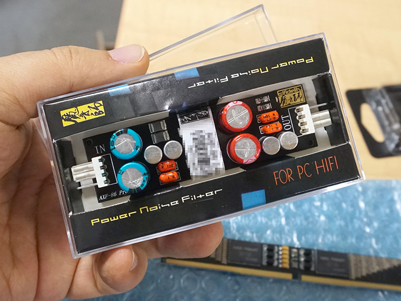 4ピンファン電源用の「AXF-86PRO」