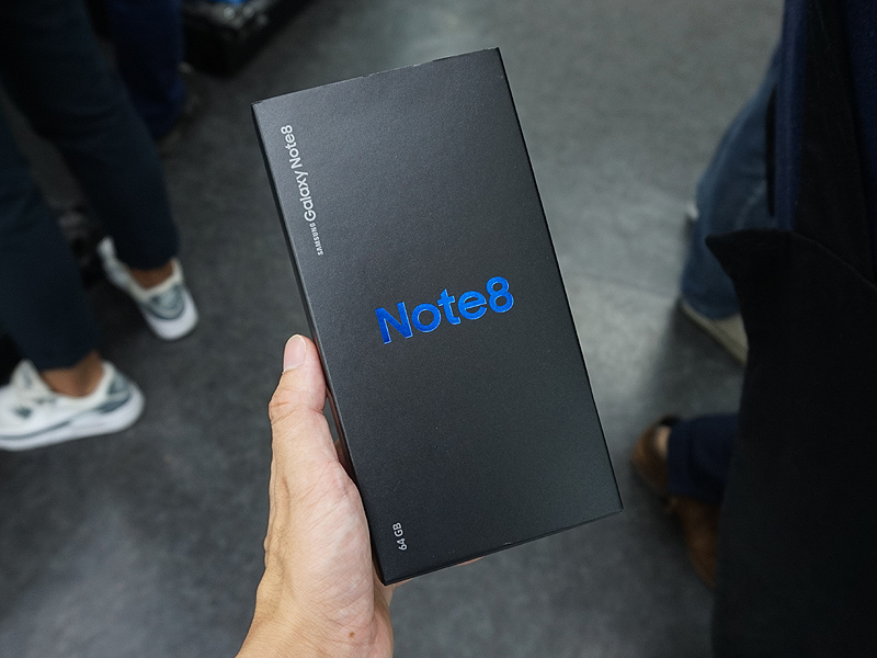 製品パッケージ