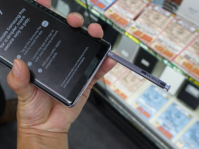 本体にS-Penが収納可能