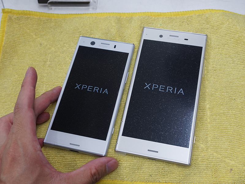 Xperia XZ1(5.2インチサイズ)との比較