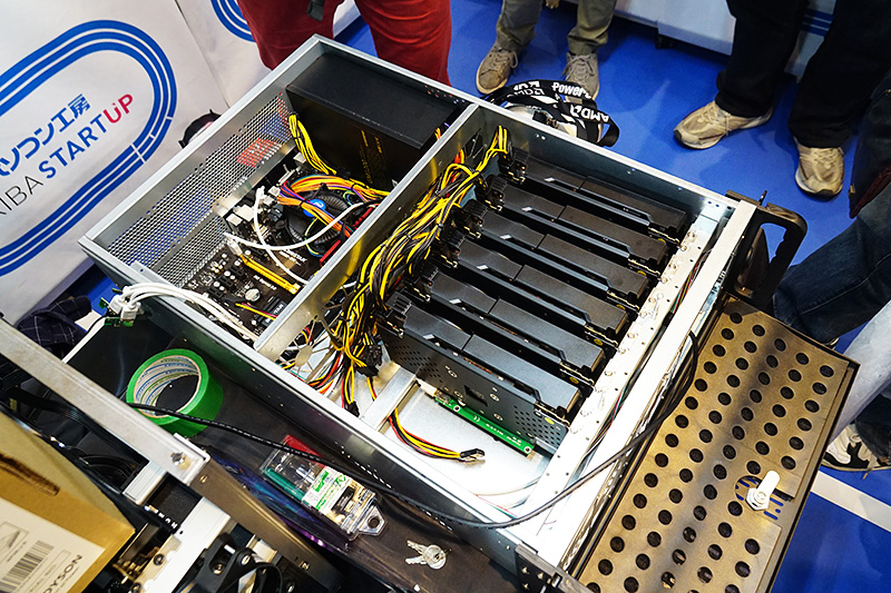 マイニング向けラックケース「YCC-4000L-D」