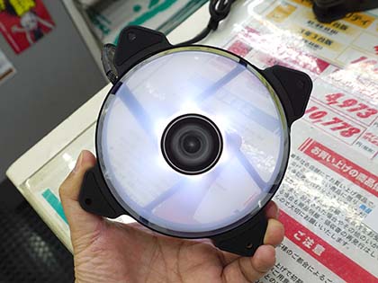 PWM対応の安価なLEDファン「彩風」が来週発売、予価は980円 - AKIBA PC