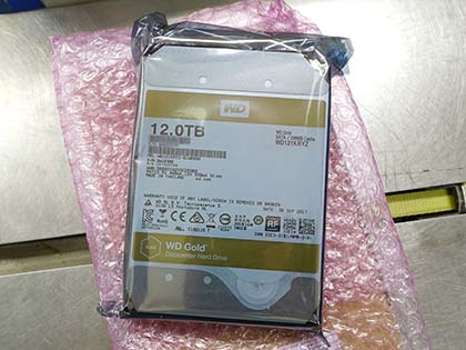 Western Digitalの12TB HDDが初登場、データセンター向けの「WD Gold