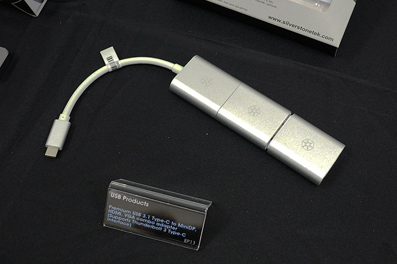 「EP11」。MiniDP/HDMI/VGA出力対応のUSB Type-C接続のVGAアダプタ。