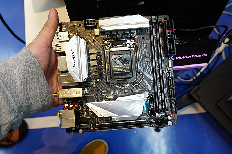 Mini-ITXの「ROG STRIX Z370-I GAMING」、11/2日発売。