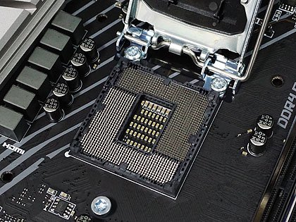 Intelの最新CPU「Coffee Lake-S」が遂に発売、注目のCore i7-8700Kは