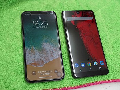 Androidの父”が手がけたスマホ「Essential Phone PH-1」が店頭入荷