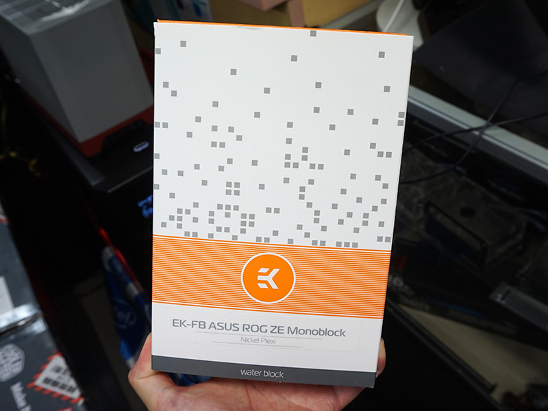 製品パッケージ