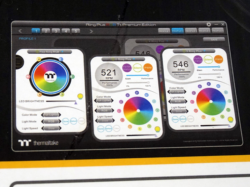 RGB LEDはソフトウェアで制御可能