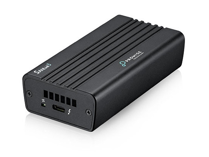 本体左側面にThunderbolt 3ポートを搭載